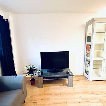 Nice 1 Bedroom In Chantilly Bagian luar foto