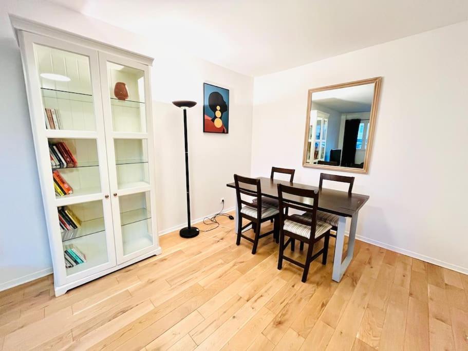 Nice 1 Bedroom In Chantilly Bagian luar foto
